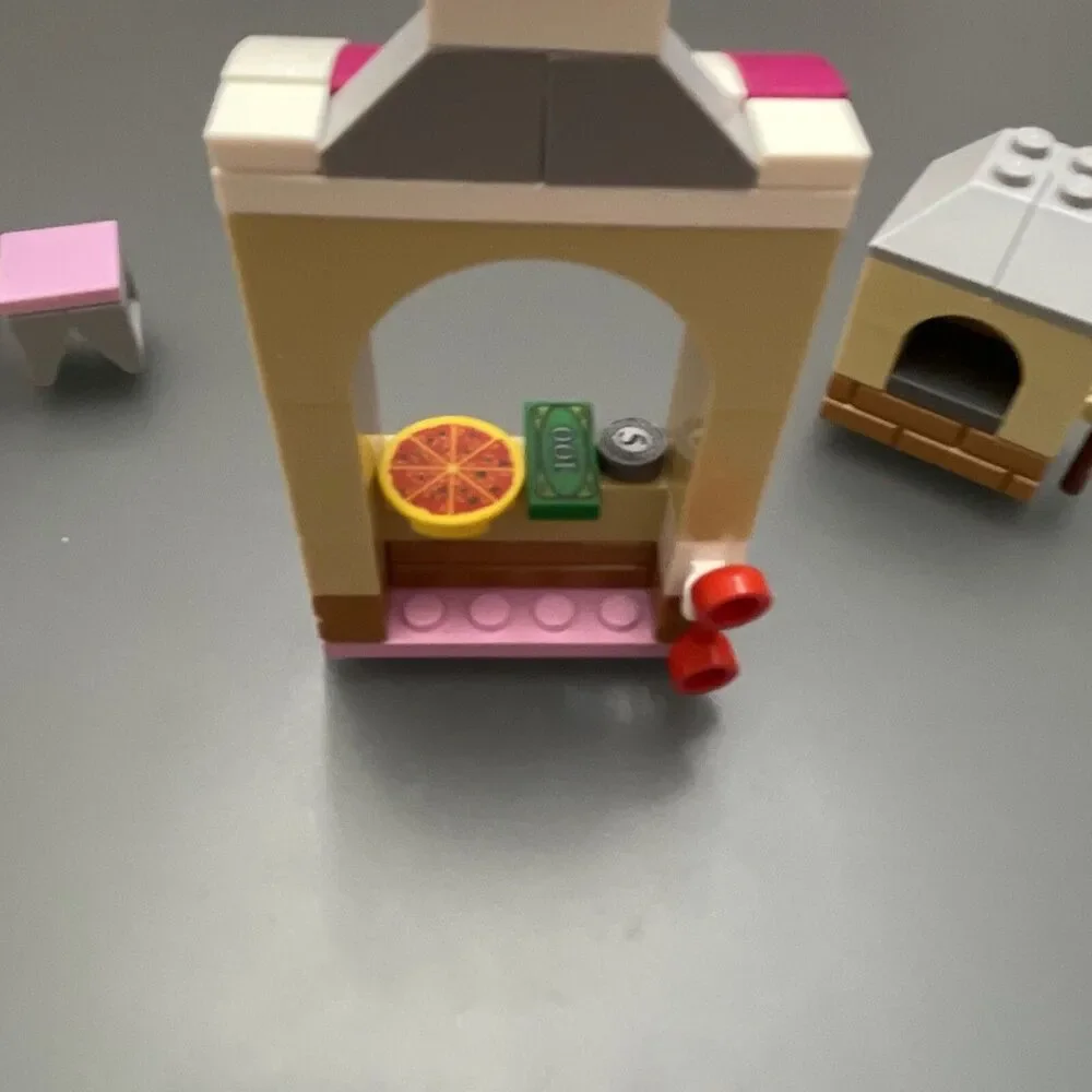 LEGO 41092 Friends Stephanie's Pizzeria 99% Complete with Instructions Retired